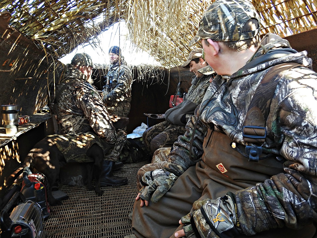 10 Tips to Keep Everyone (and the Dog) Safe in the Waterfowl Blind - NSSF  Let's Go Hunting