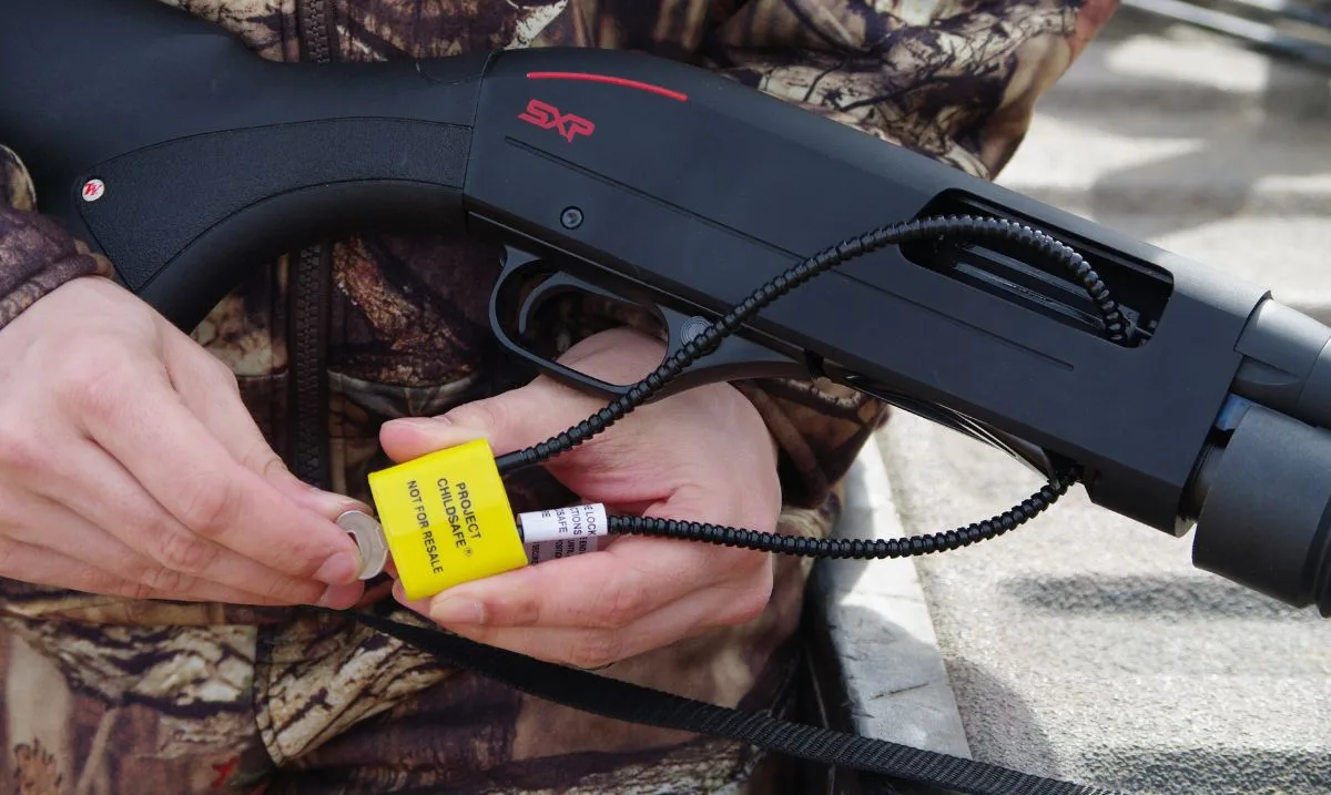 Hunter - Using gun lock on shotgun